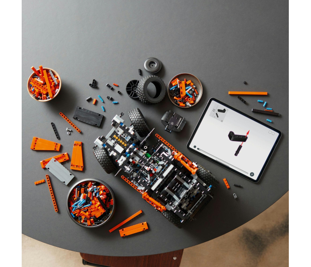 LEGO Technic 42177 Mercedes-Benz G 500 PROFESSIONAL Line - 1269830 - zdjęcie 13